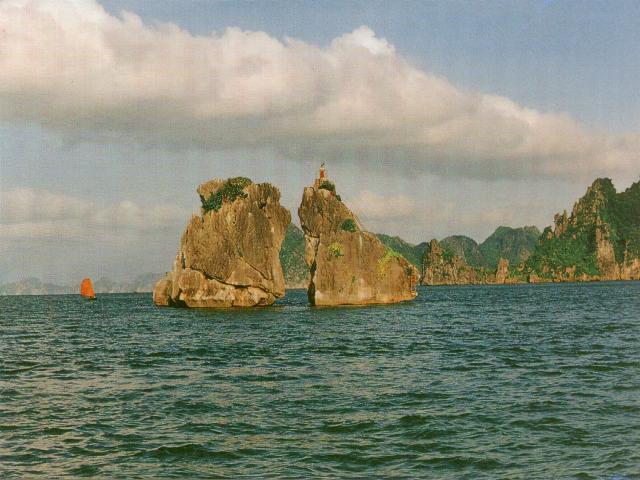 hlongb02.jpg (54988 bytes)