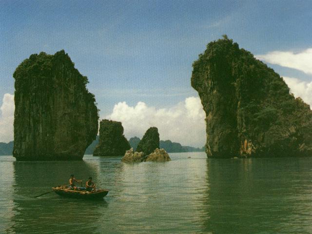 hlongb03.jpg (42277 bytes)