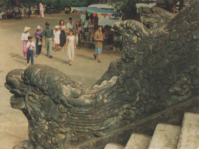 khaida01.jpg (51085 bytes)