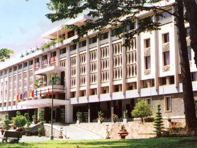saigon02.jpg (80093 bytes)