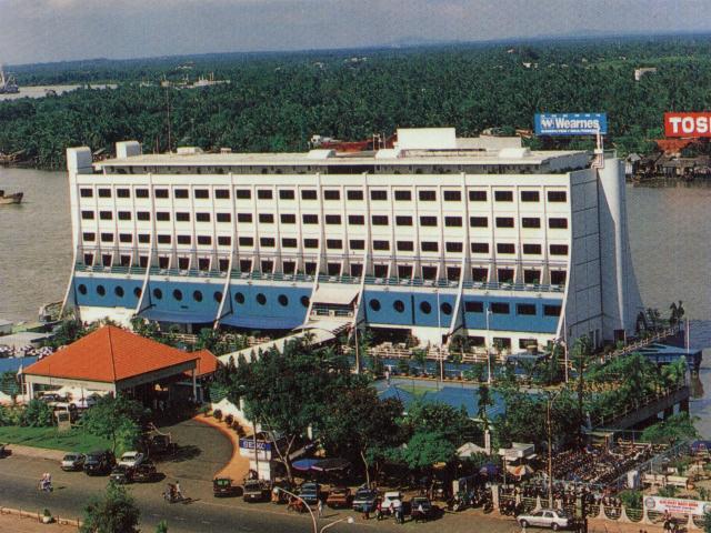 saigon08.jpg (75846 bytes)