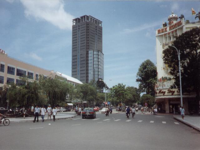 saigon17.jpg (38306 bytes)
